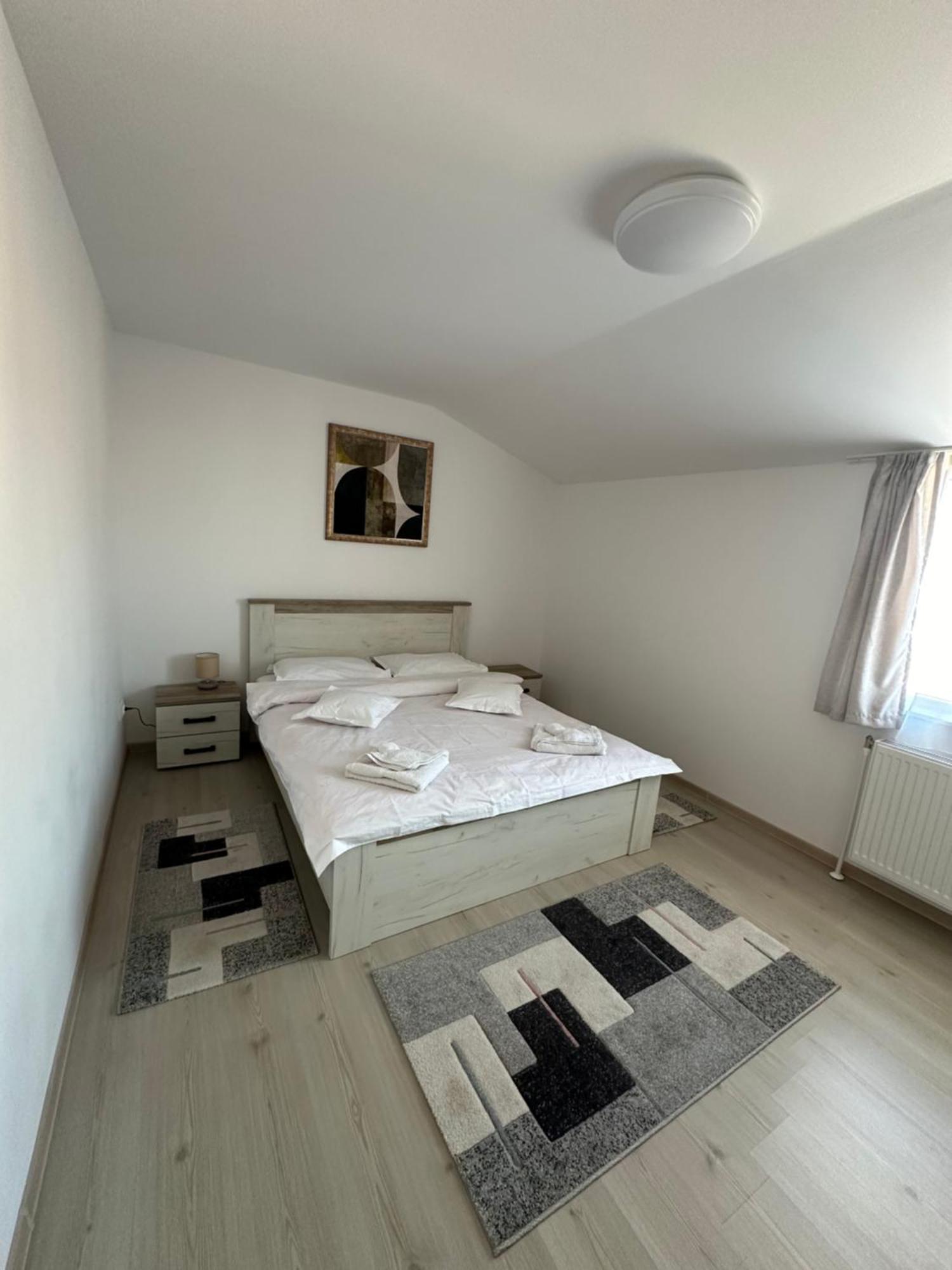 Jokai Apartments Nr7, Code Entry Sfantu Gheorghe  Luaran gambar